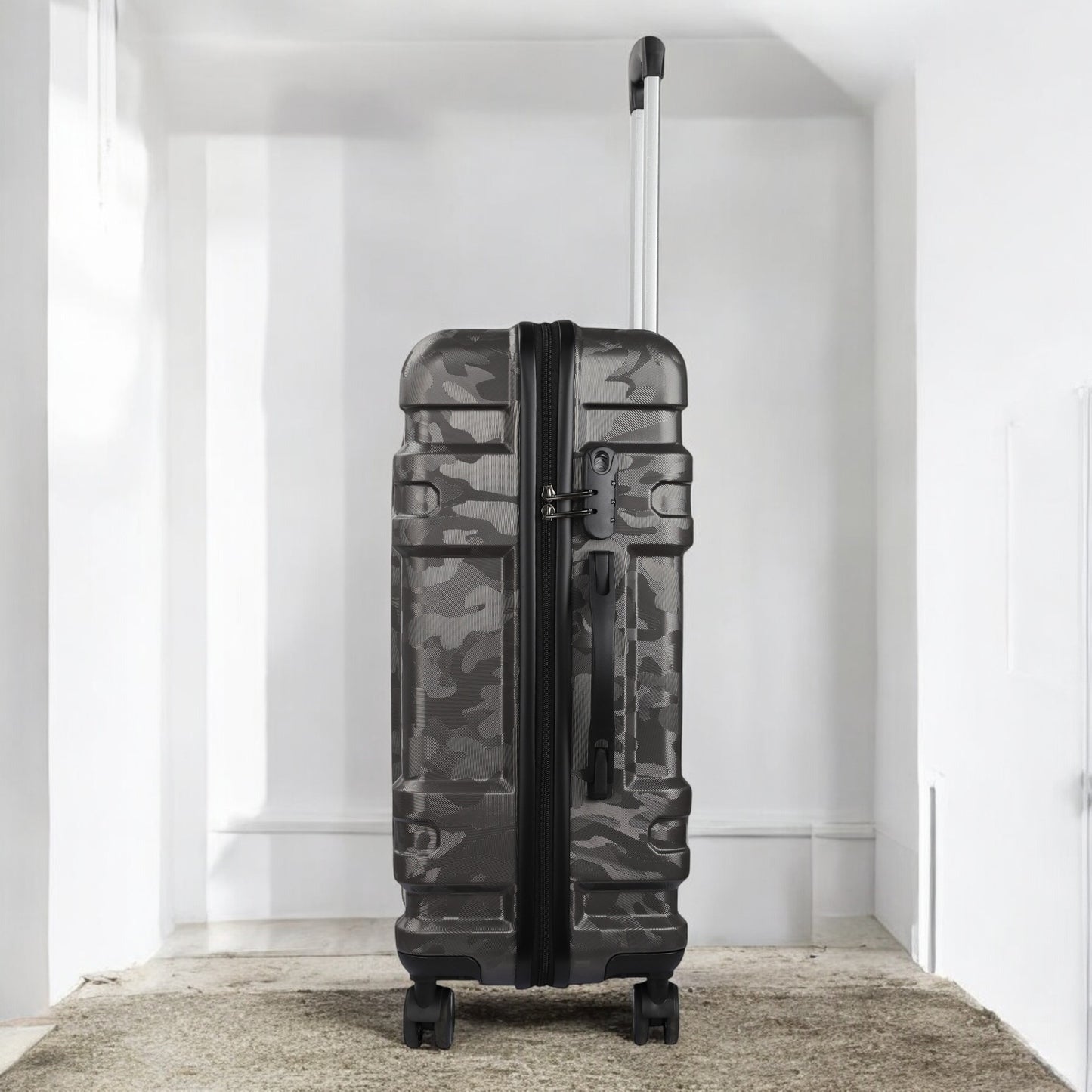 Vacanza Polycarbonate Luggage trolley bag printed - 20 inch / 55 cm Black